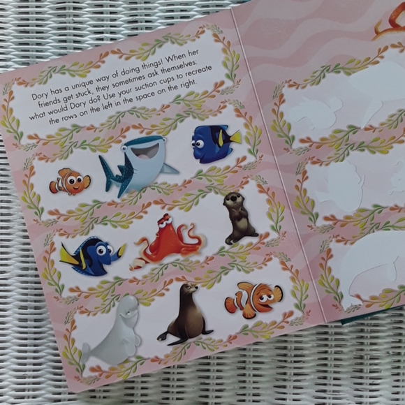 New Cute Disney Pixar Finding Dory Book Game - Picture 15 of 15